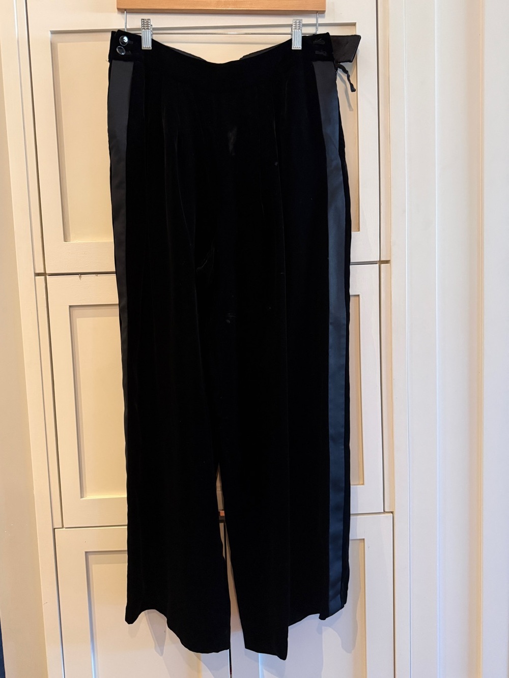 Armani Women’s wide leg Black Velvet Tuxedo Pants with Satin Side Stripe